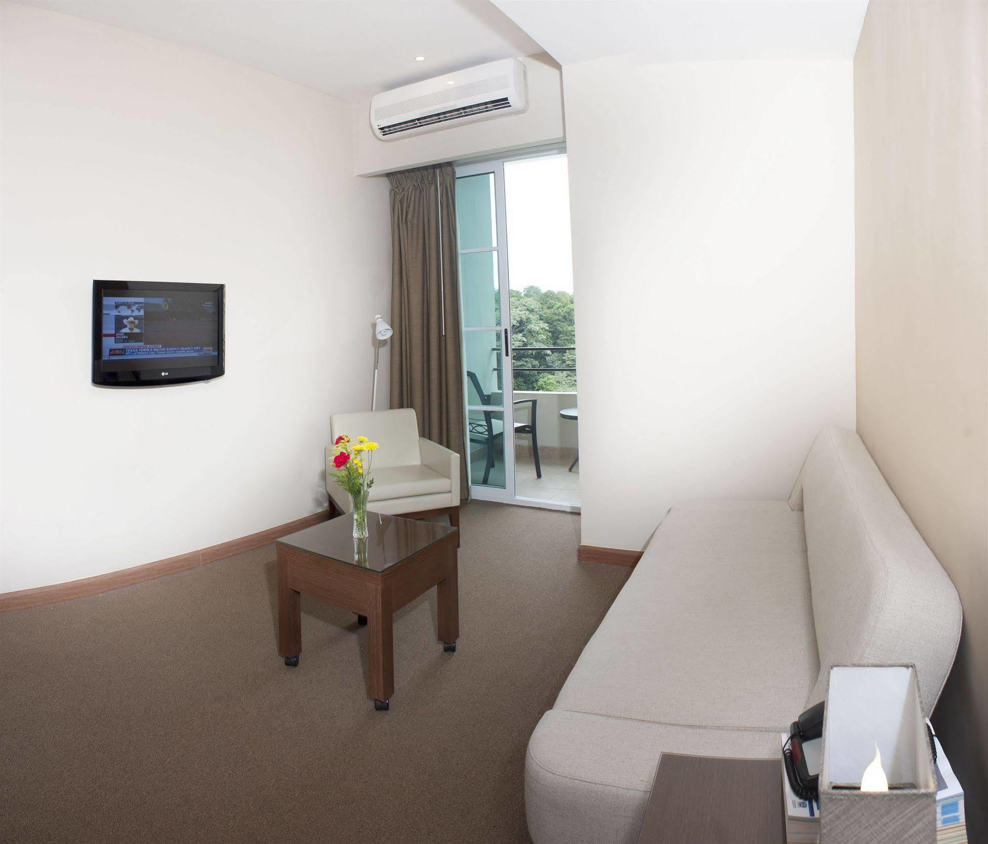 Park & Casino Hotel 4*